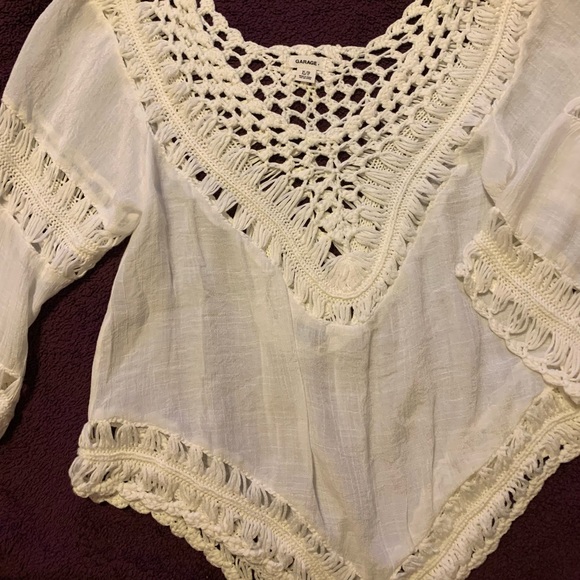 blouse - Picture 2 of 3